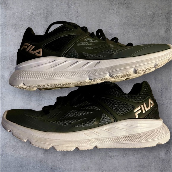 Women’s FILA Speed Stride 20 Running Shoe - Picture 4 of 9
